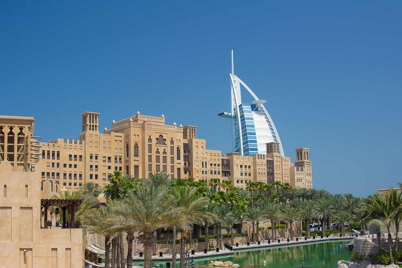 Is it safe to travel to UAE & Dubai?