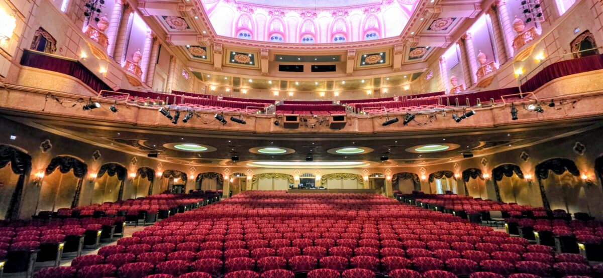 Paramount Theatre, Iowa
