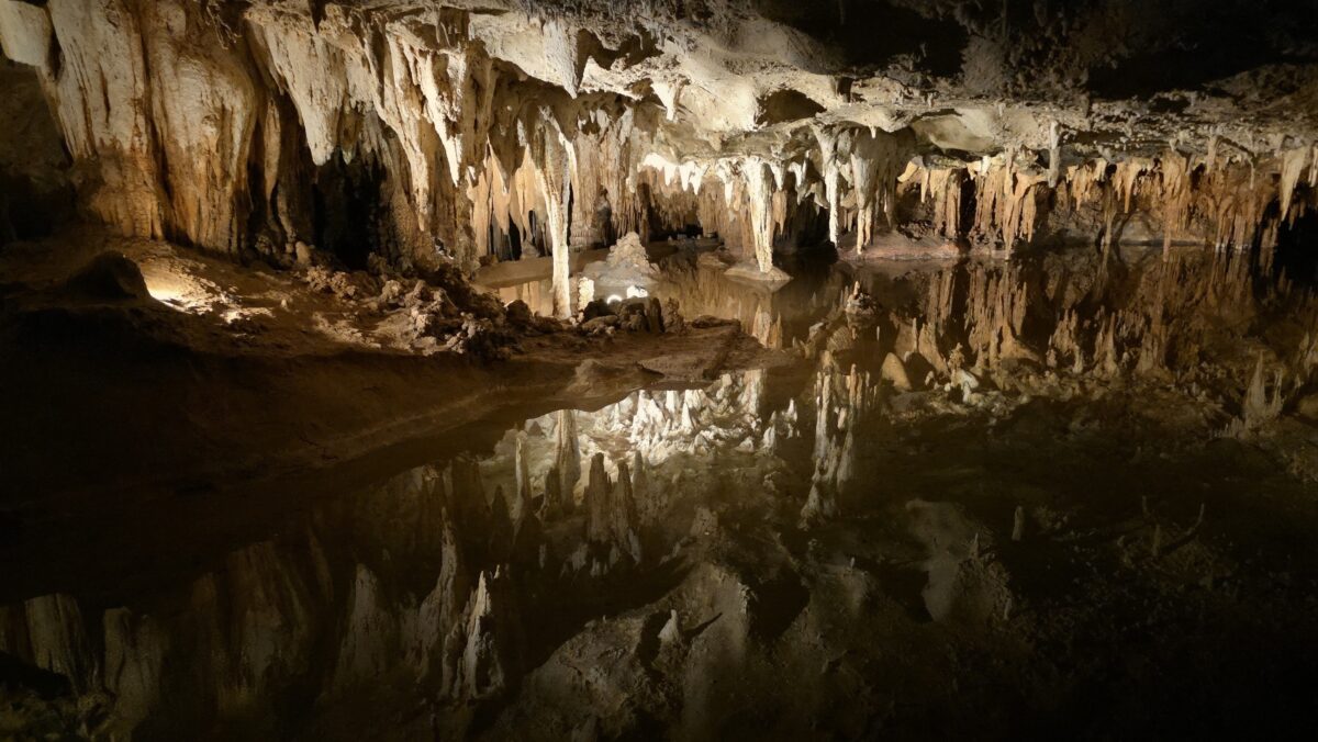 Luray Caverns on the western edge of the Shenandoah Valley