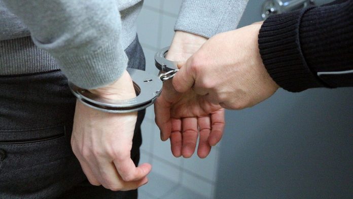 handcuffs handcuffs